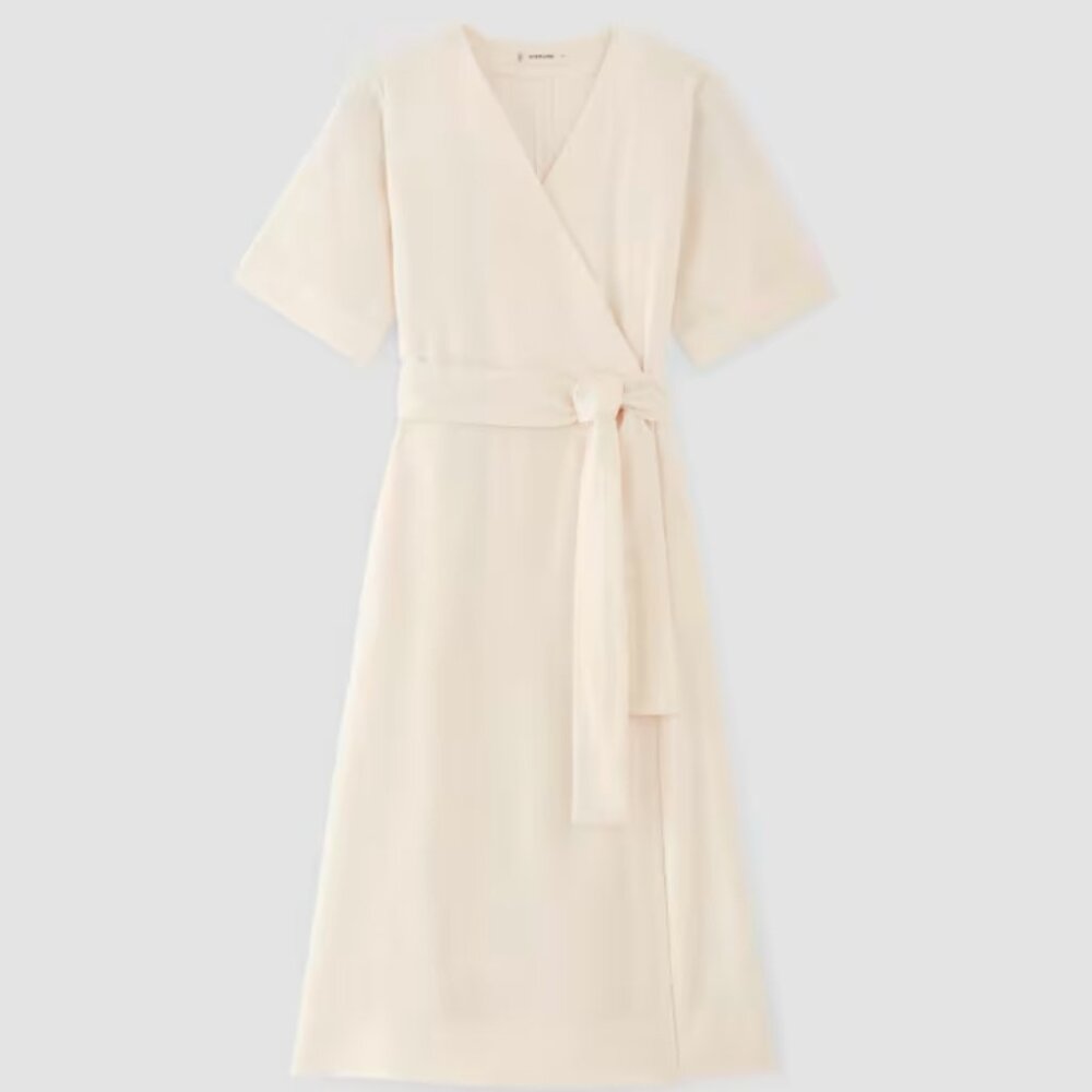 The Wrap Dress in Linen - Picture 6 of 10